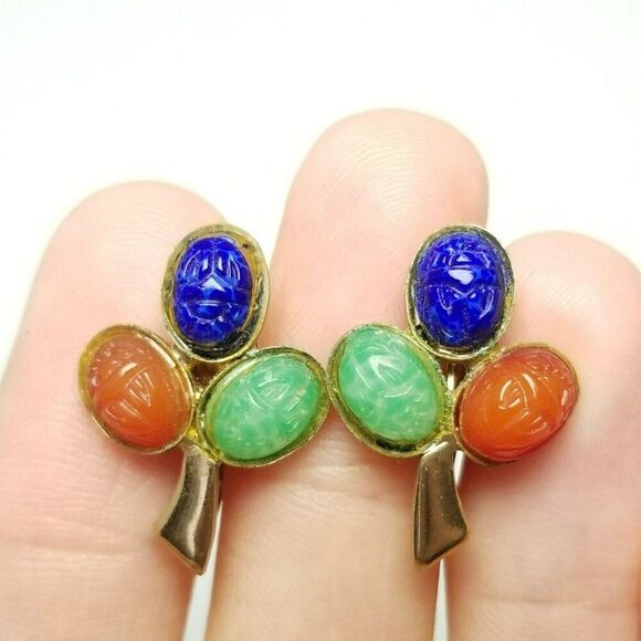 Vintage Scarab Design Three Leaf Clover Clip On Earrings, Gold Tone Setting - Picture 1 of 6